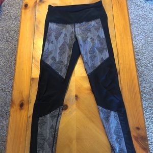 Manduka Racer Legging - Geo Jacquard